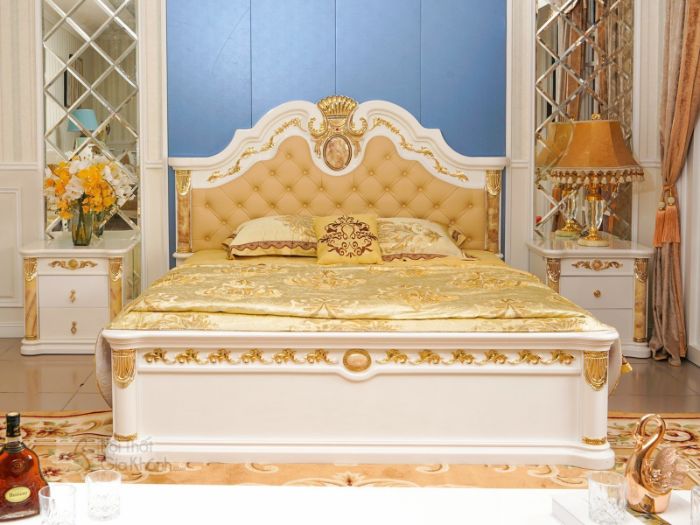 Giường ngủ cổ điển Châu Âu với màu vàng trắng quý tộc 