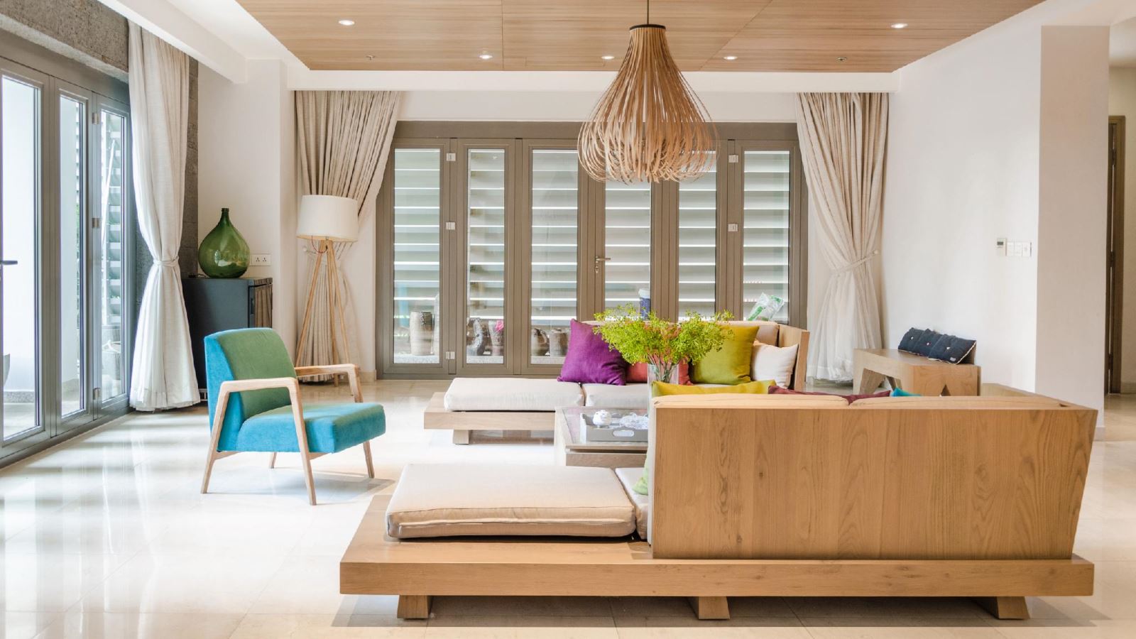 Thiết kế nội thất căn hộ đẹp với chất liệu gỗ tự nhiên