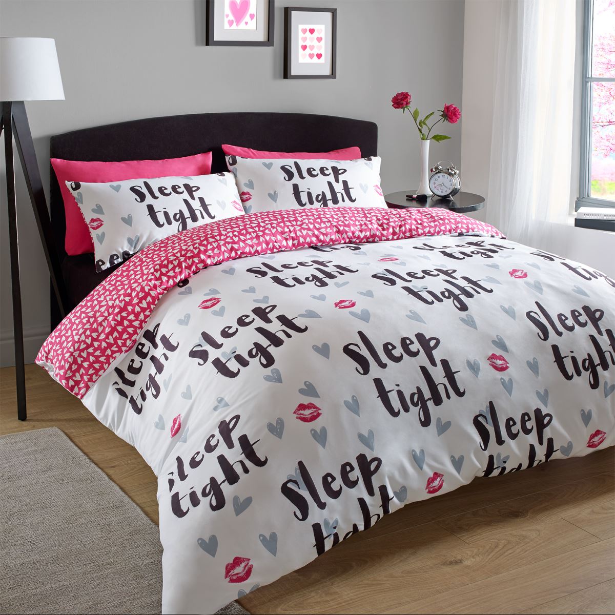 Những đặc điểm mà một chiếc giường ngủ tình yêu cần phải có liệu bạn đã biết?
