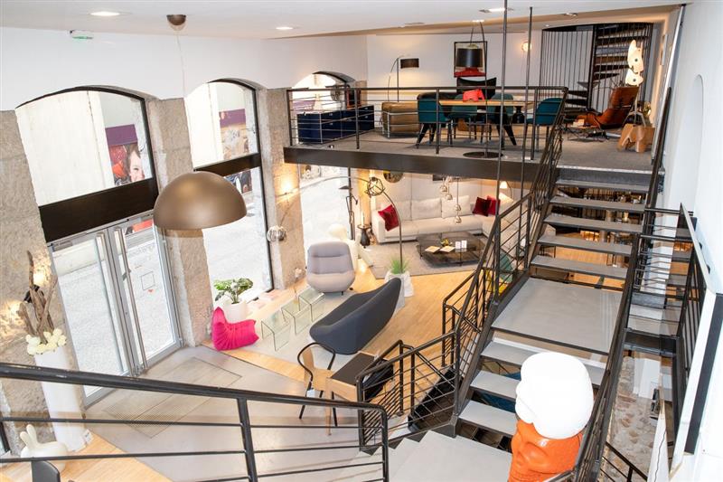 Cách bố trí thiết kế nội thất phòng khách tân cổ điển