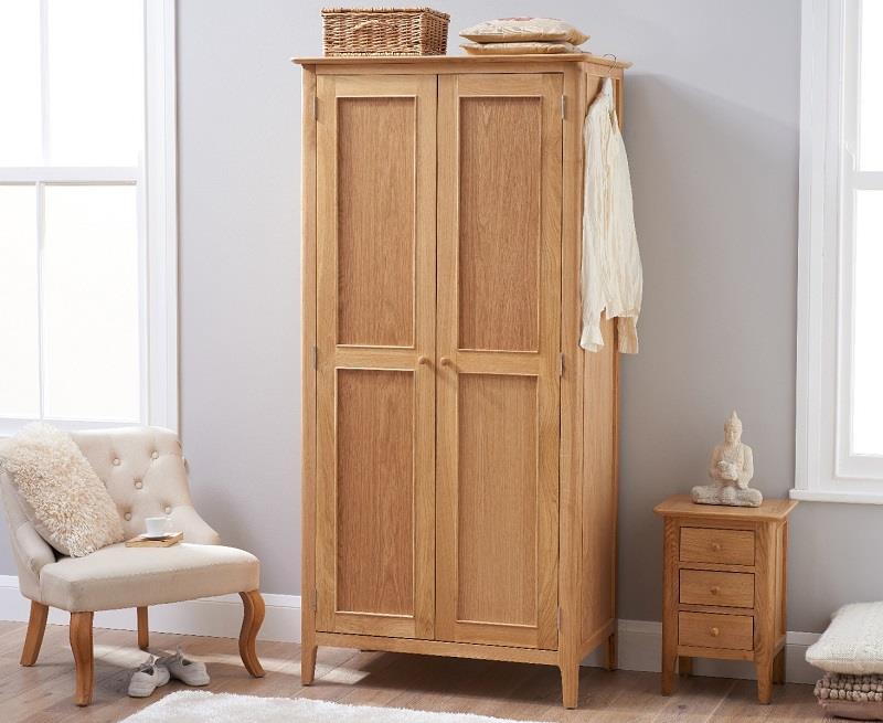 Ở đâu bán tủ quần áo gỗ tự nhiên chất lượng, giá tốt