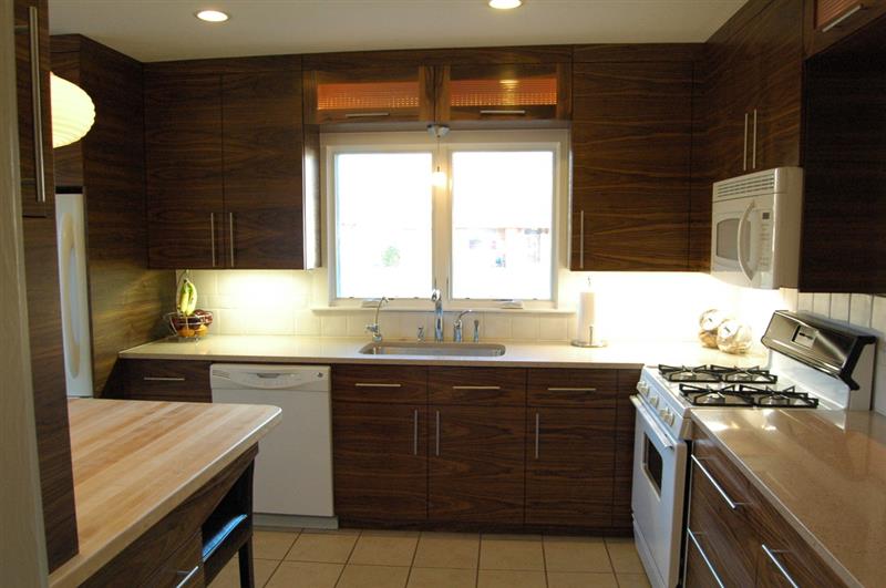 Tham khảo kiểu dáng mẫu tủ bếp gỗ tự nhiên giá gốc - Nội thất Triệu Gia 