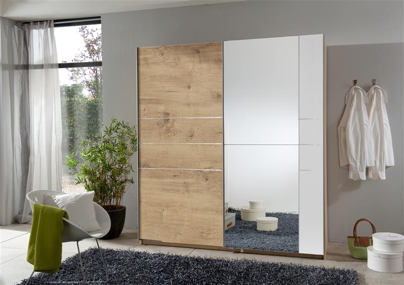 Tổng hợp địa chỉ mua tủ áo giá rẻ Hồ Chí Minh liệu bạn đã biết?